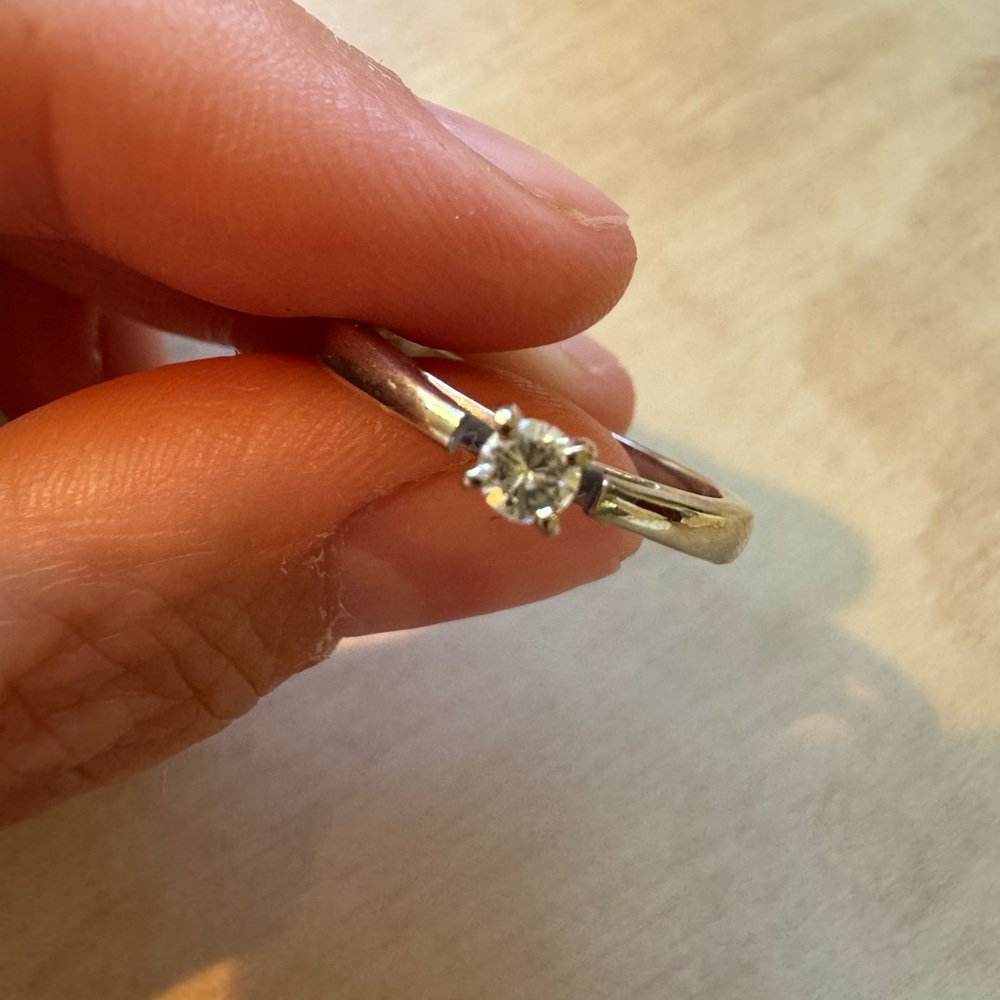 Natural diamond rings 14kt gold